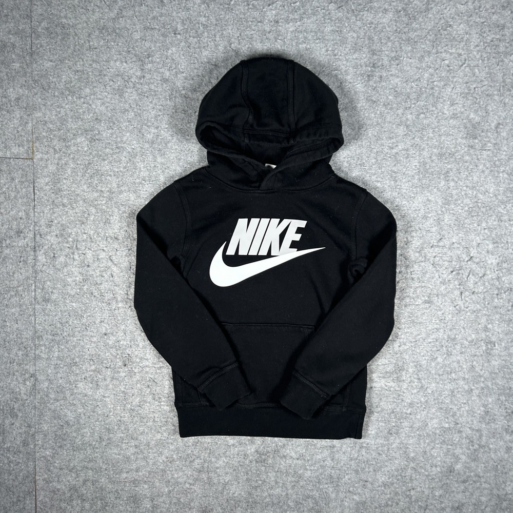 Nike Hoodie Boys 5 (4-5 YRS) Black Kids Pullover Swoosh Logo Sportswear